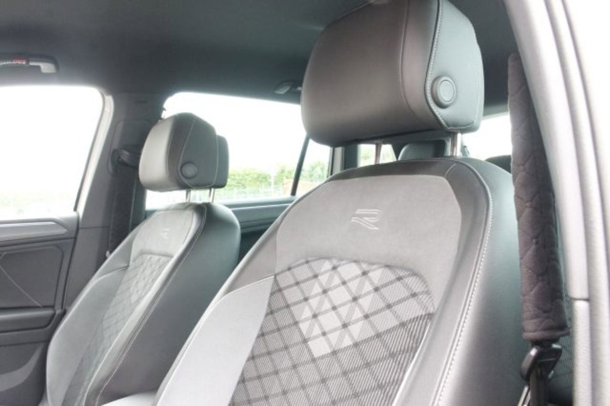 Volkswagen Tiguan 1.5 TSI 150 CV DSG ACT R-Line (8)