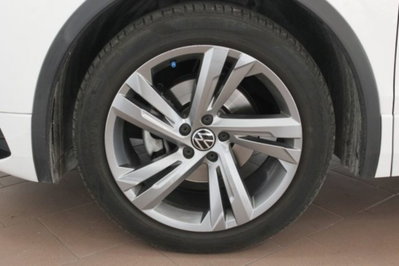 Volkswagen Tiguan 1.5 TSI 150 CV DSG ACT R-Line (12)