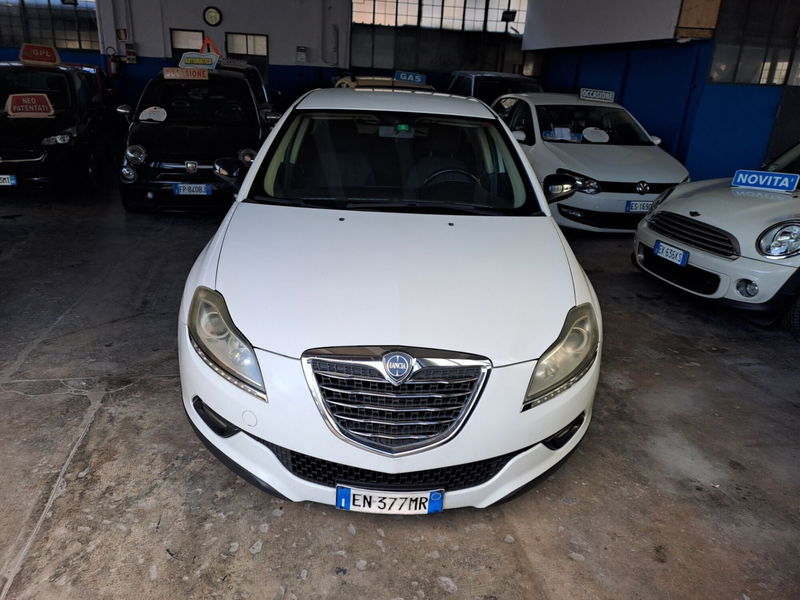 Lancia Delta 1.6 MJT DPF Silver