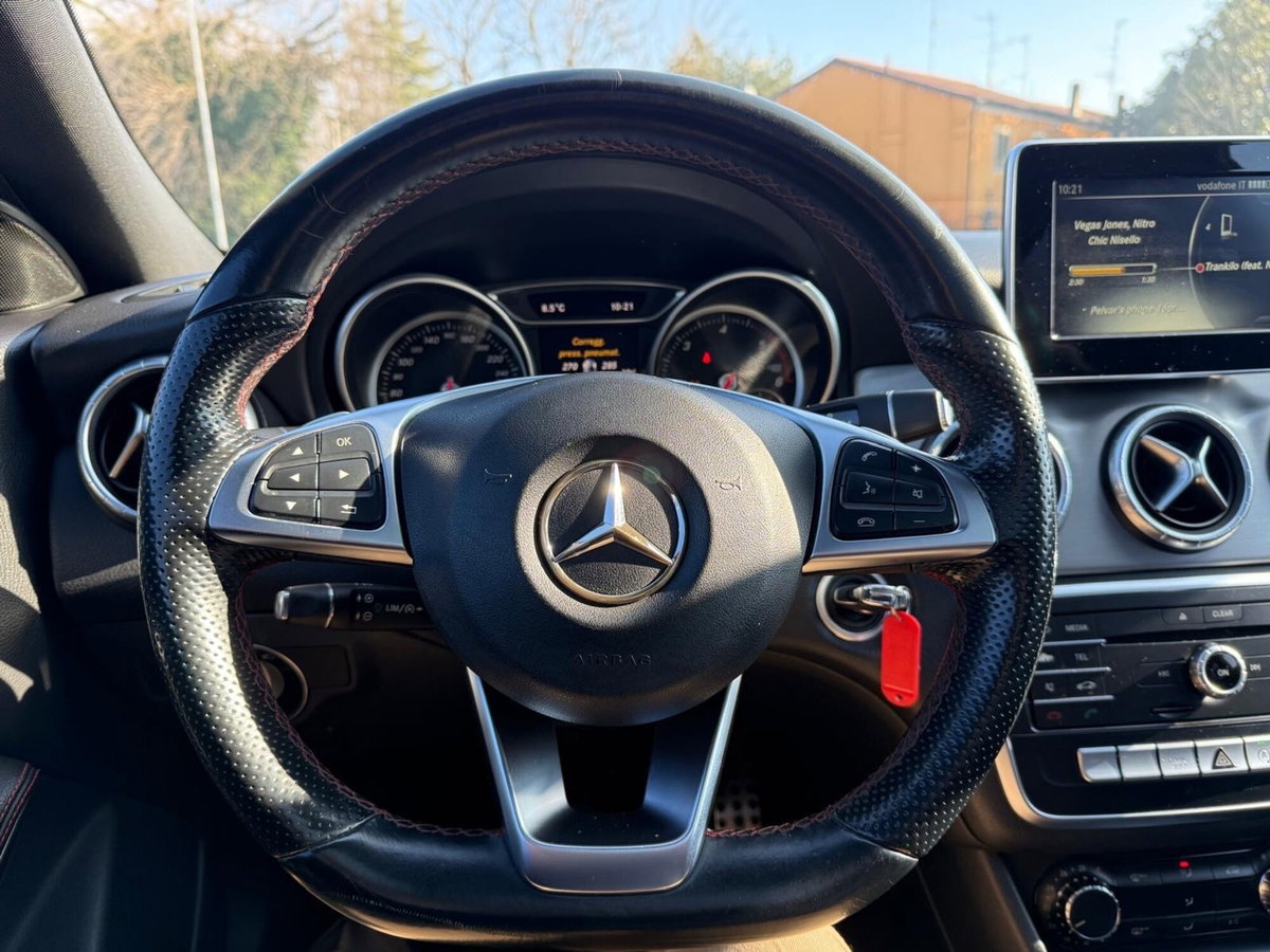 Mercedes-Benz CLA 220 d 4Matic Automatic Premium (12)