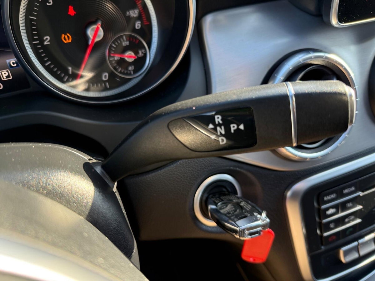 Mercedes-Benz CLA 220 d 4Matic Automatic Premium (13)