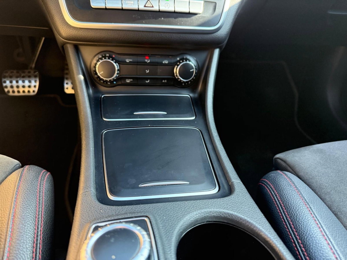 Mercedes-Benz CLA 220 d 4Matic Automatic Premium (15)