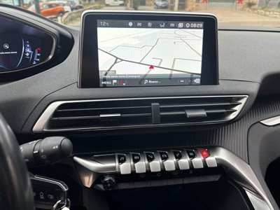 Peugeot 3008 BlueHDi 130 S&S Crossway (14)