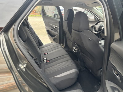 Peugeot 3008 BlueHDi 130 S&S Crossway (20)