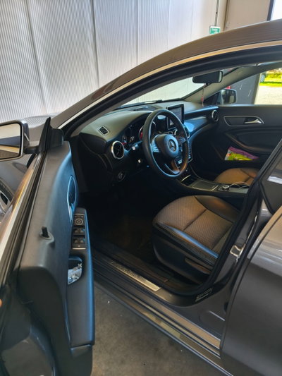 Mercedes-Benz CLA 200 d 4Matic Automatic Premium (10)