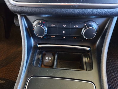 Mercedes-Benz CLA 200 d 4Matic Automatic Premium (17)