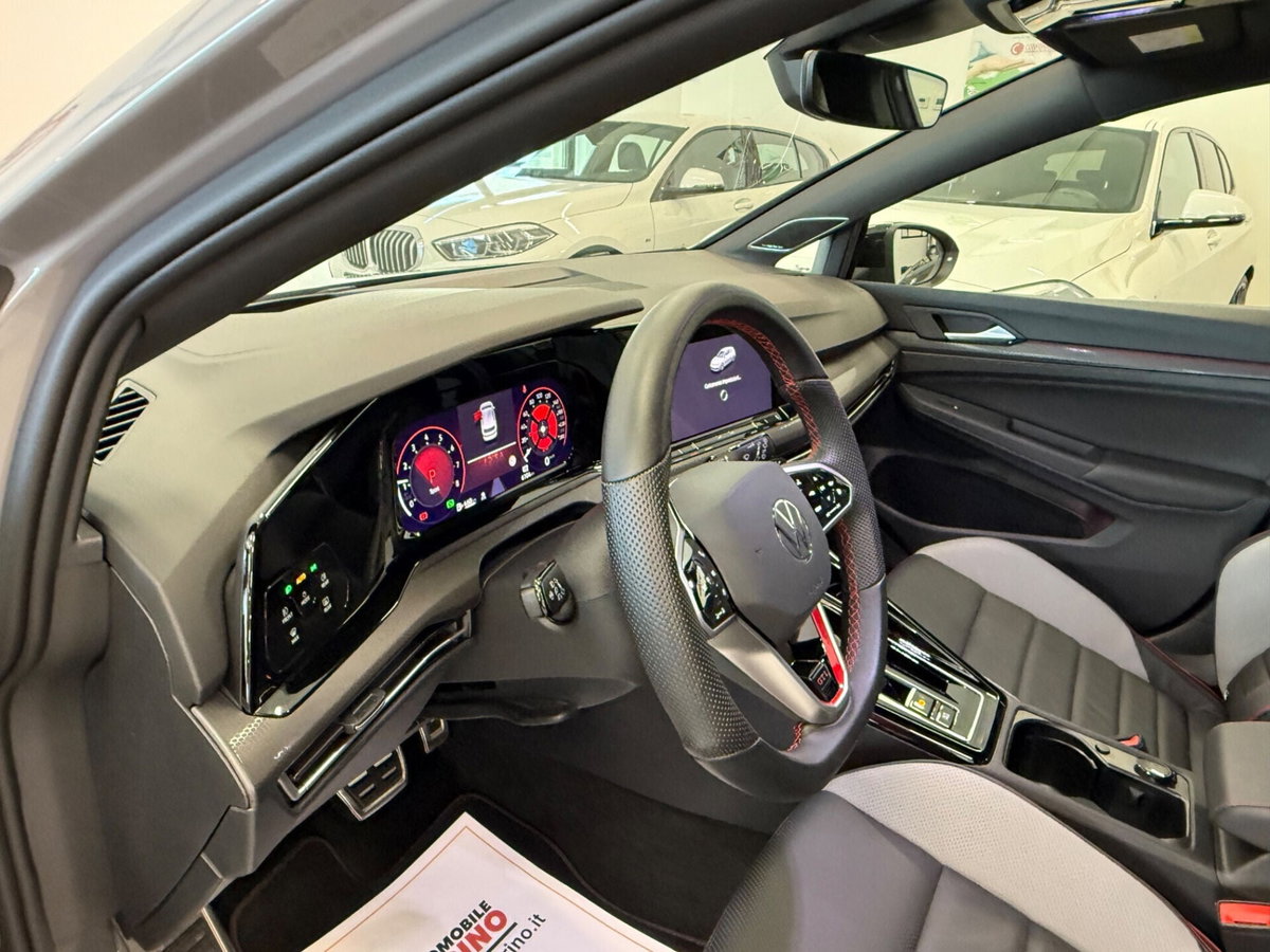 Volkswagen Golf 2.0 TSI GTI DSG (13)