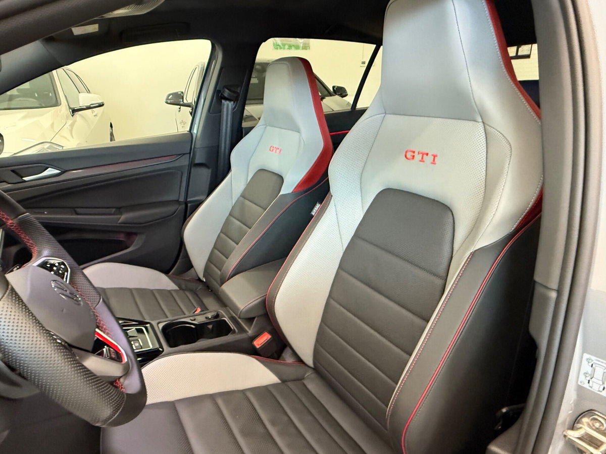 Volkswagen Golf 2.0 TSI GTI DSG (15)