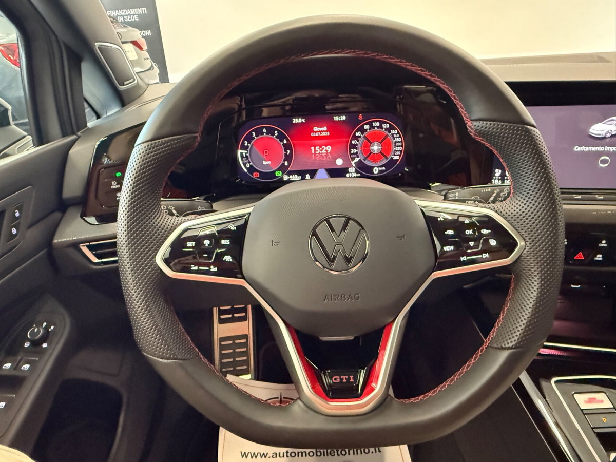 Volkswagen Golf 2.0 TSI GTI DSG (17)