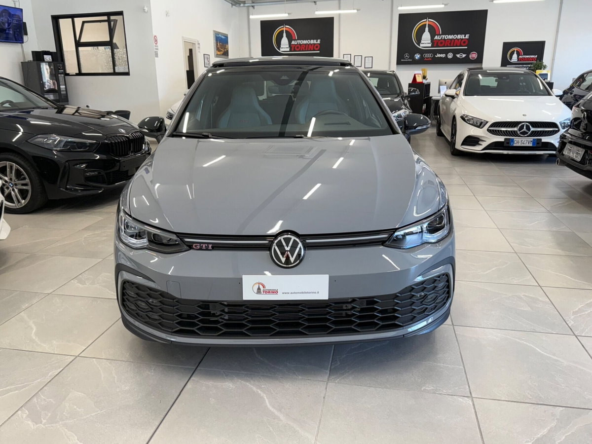 Volkswagen Golf 2.0 TSI GTI DSG (2)