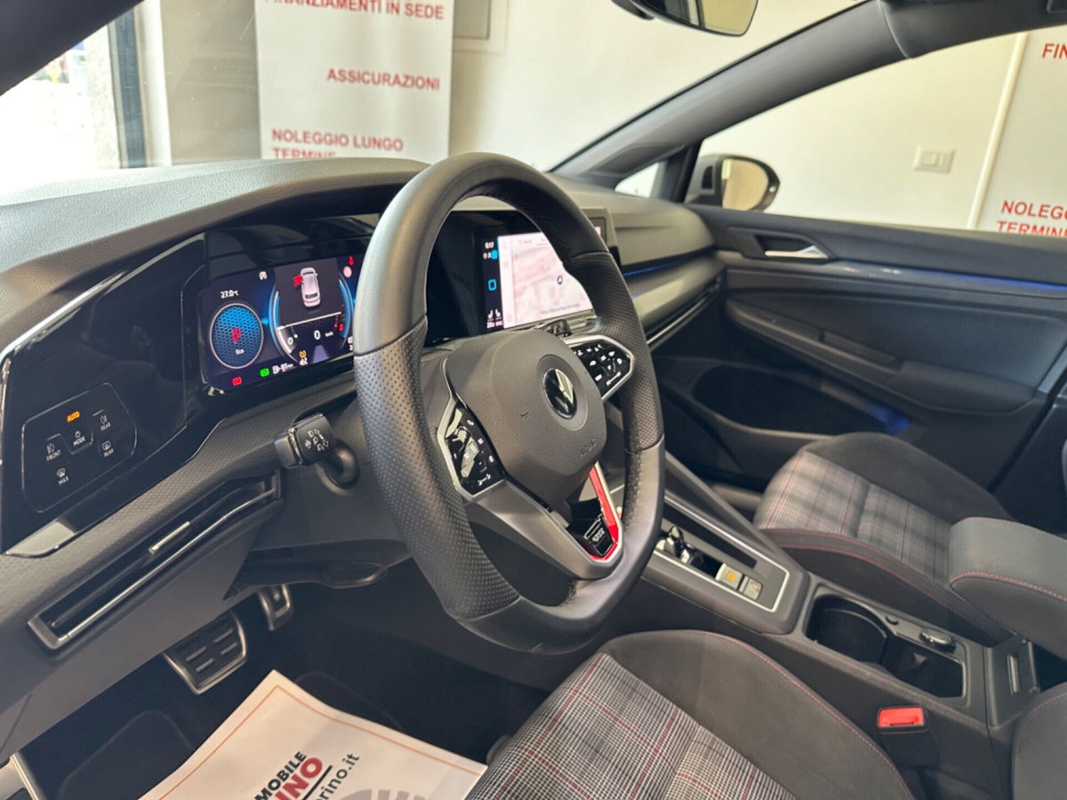 Volkswagen Golf 2.0 TSI GTI DSG (11)