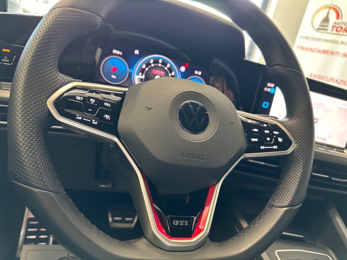 Volkswagen Golf 2.0 TSI GTI DSG (17)