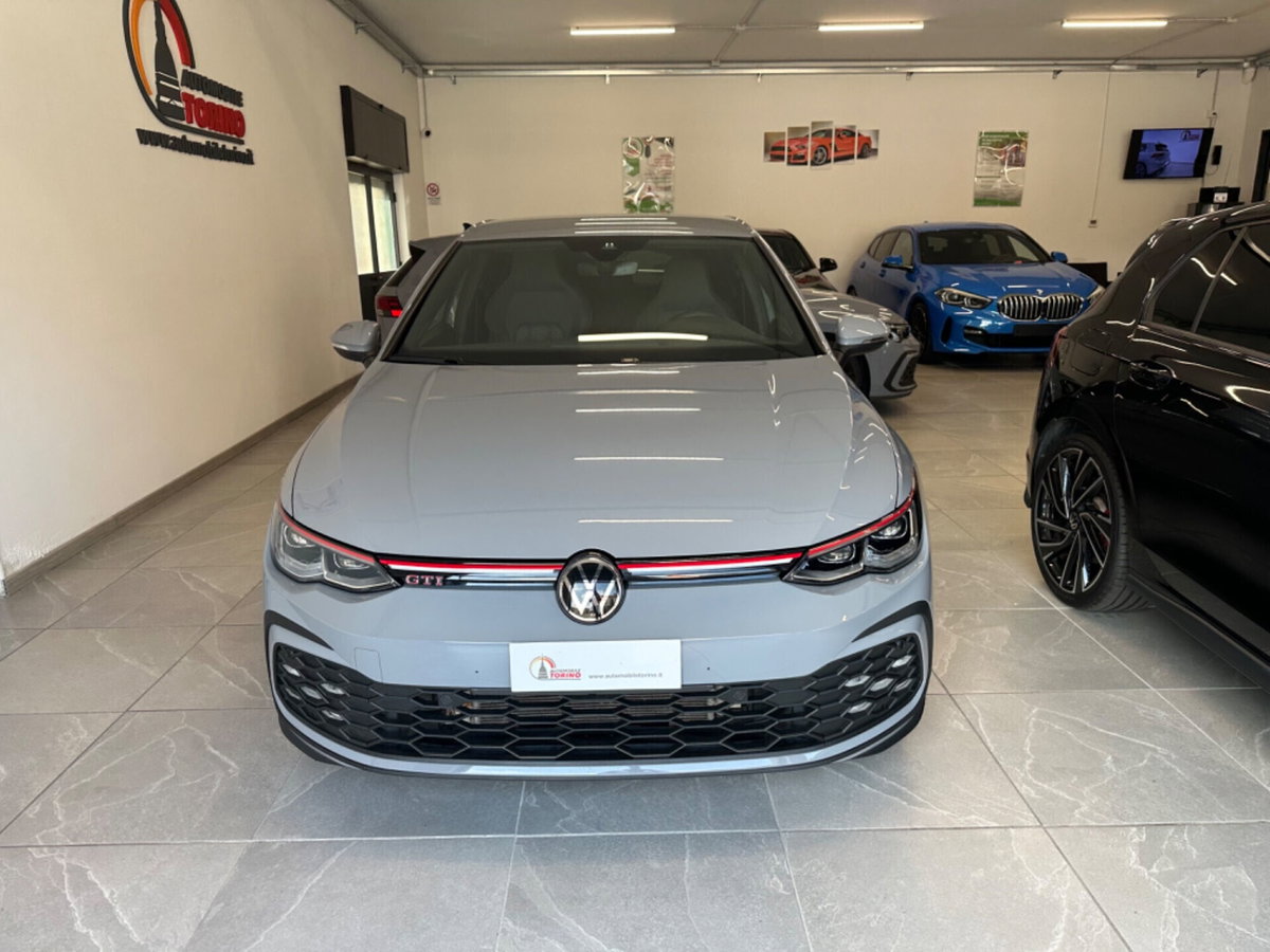 Volkswagen Golf 2.0 TSI GTI DSG (2)
