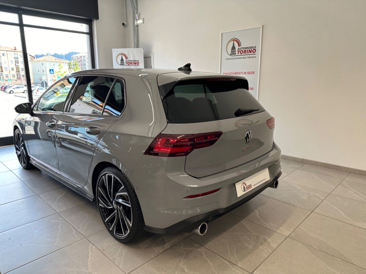 Volkswagen Golf 2.0 TSI GTI DSG (6)