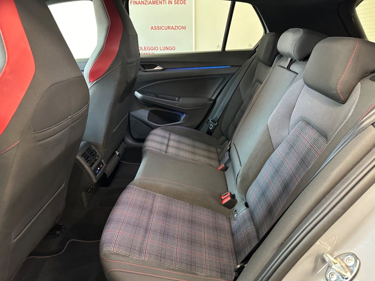 Volkswagen Golf 2.0 TSI GTI DSG (7)
