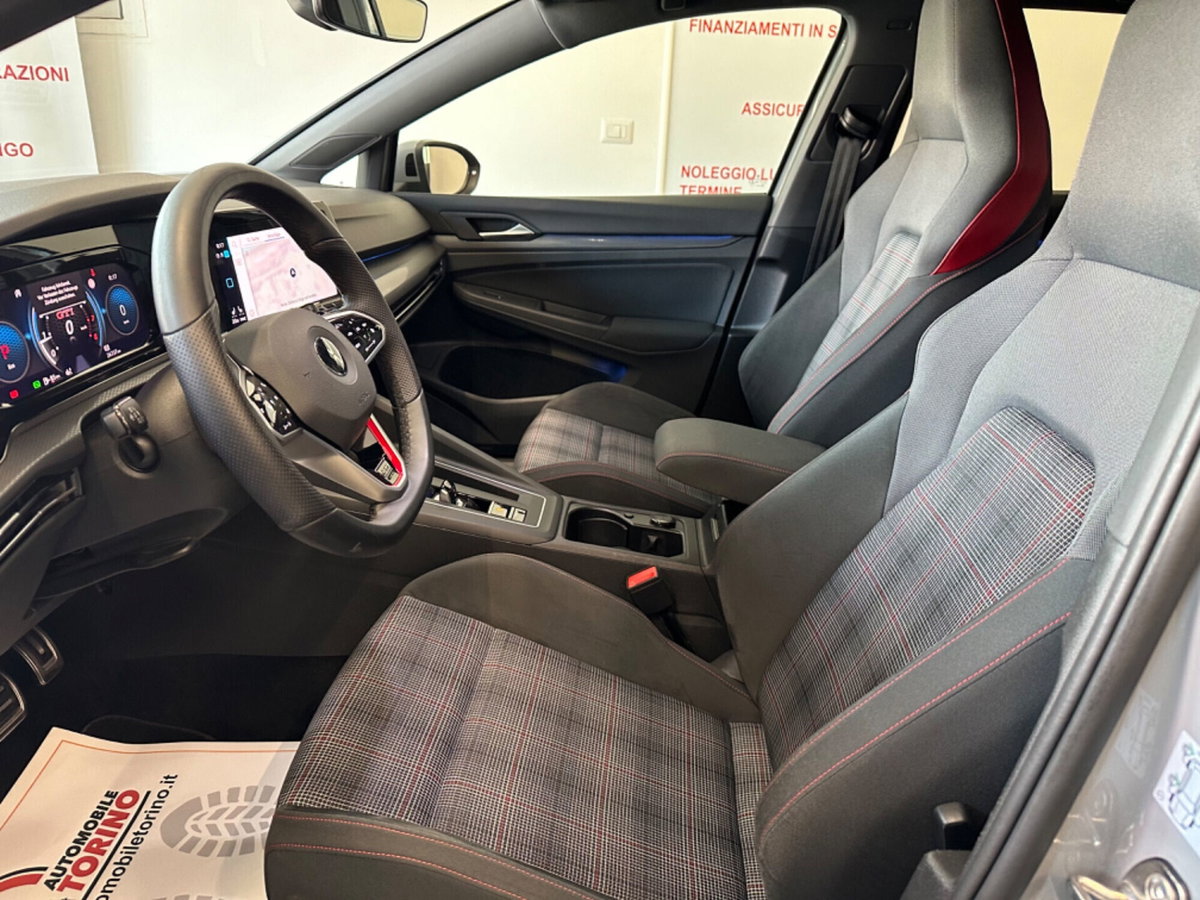 Volkswagen Golf 2.0 TSI GTI DSG (9)