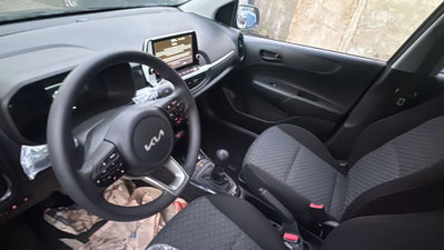 Kia Picanto 1.0 12V Town (10)
