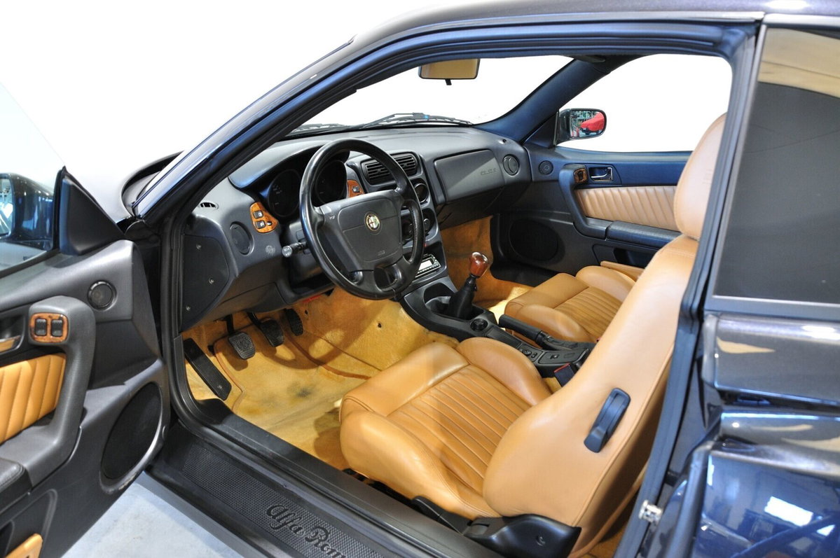 Alfa Romeo Gtv 2.0i V6 turbo cat (12)