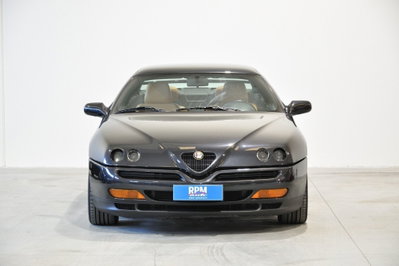 Alfa Romeo Gtv 2.0i V6 turbo cat (2)