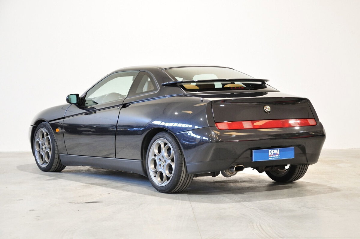 Alfa Romeo Gtv 2.0i V6 turbo cat (5)