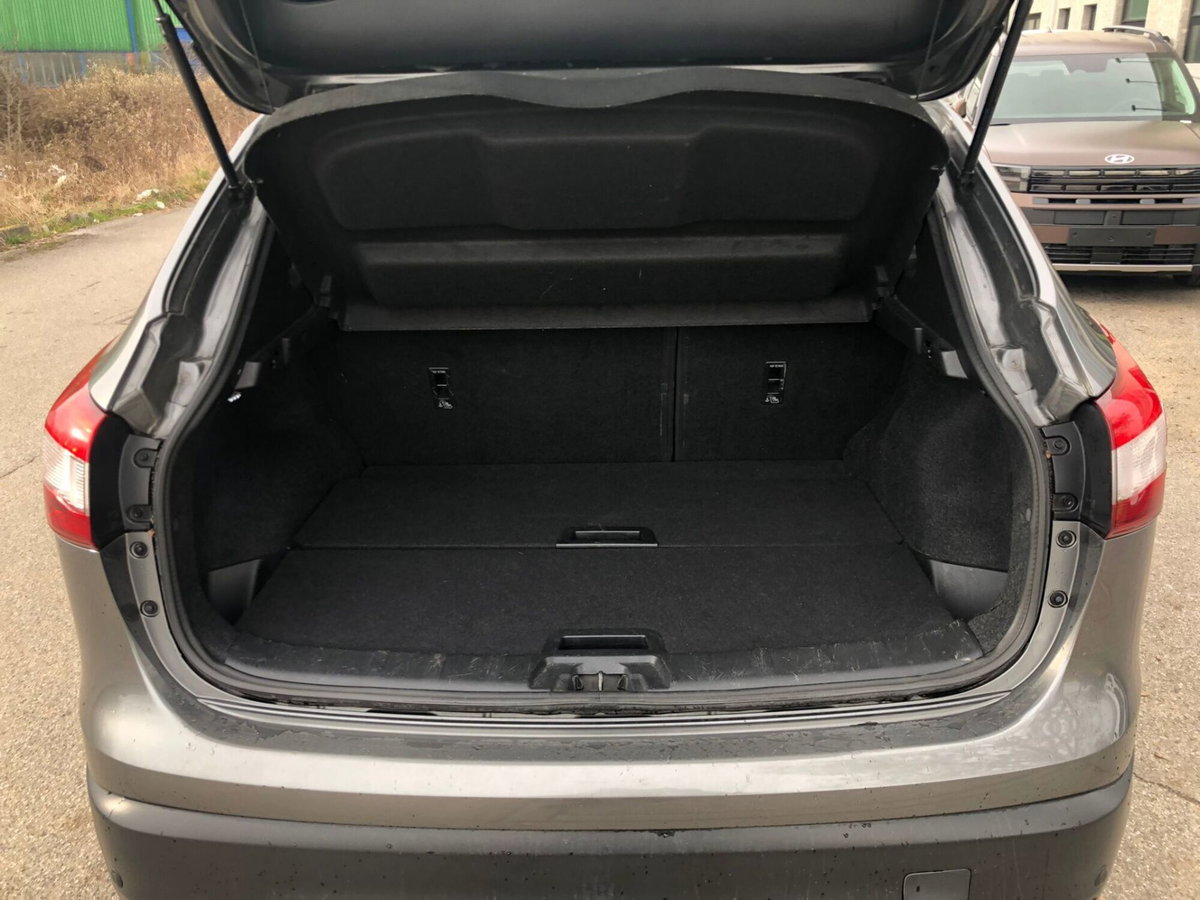 Nissan Qashqai 1.6 dCi 2WD N-Connecta (13)