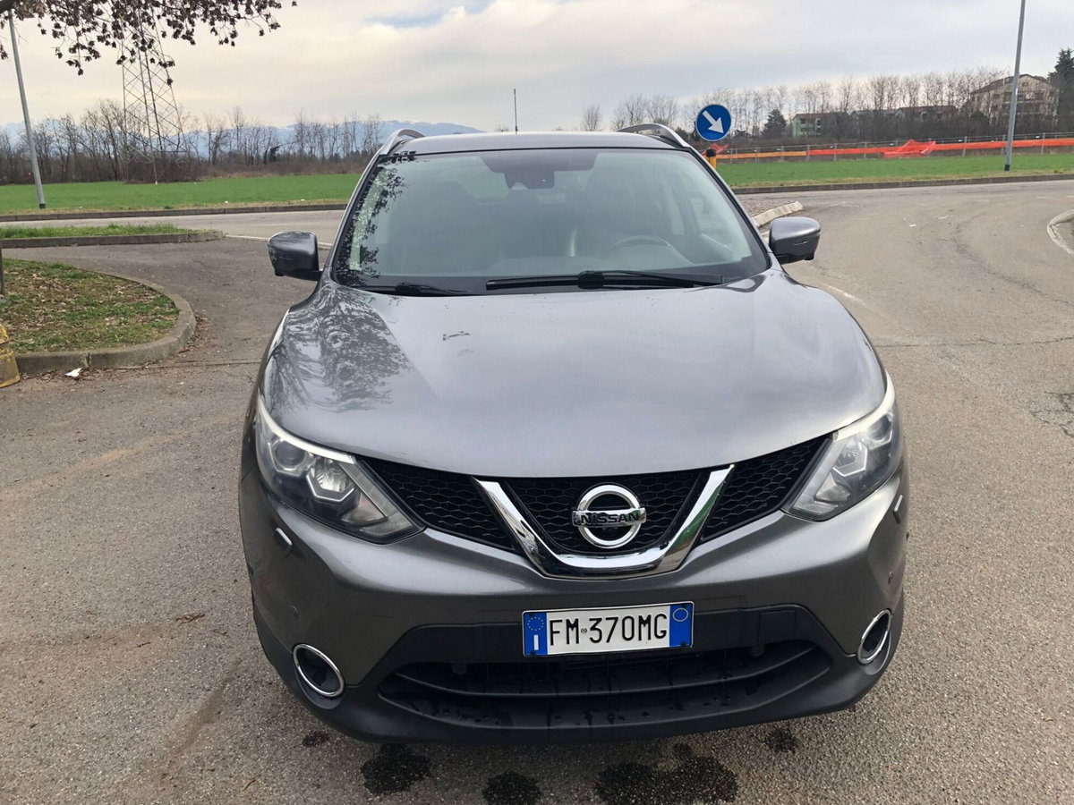 Nissan Qashqai 1.6 dCi 2WD N-Connecta (2)