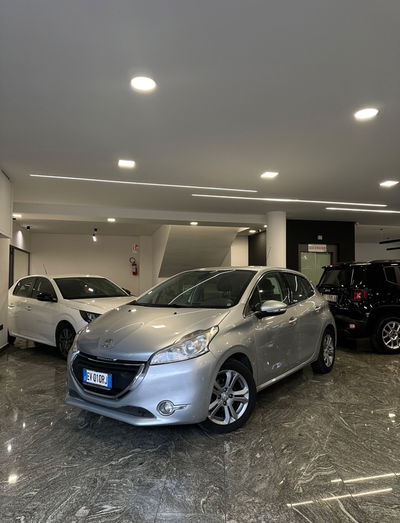 Peugeot 208 e-HDi 92 CV Stop&Start 5 porte Allure usata