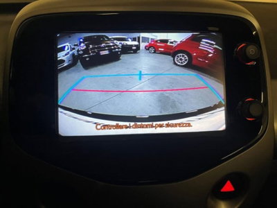 Toyota Aygo 1.0 VVT-i 69 CV 5 porte x-play (10)