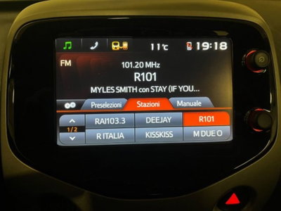 Toyota Aygo 1.0 VVT-i 69 CV 5 porte x-play (11)