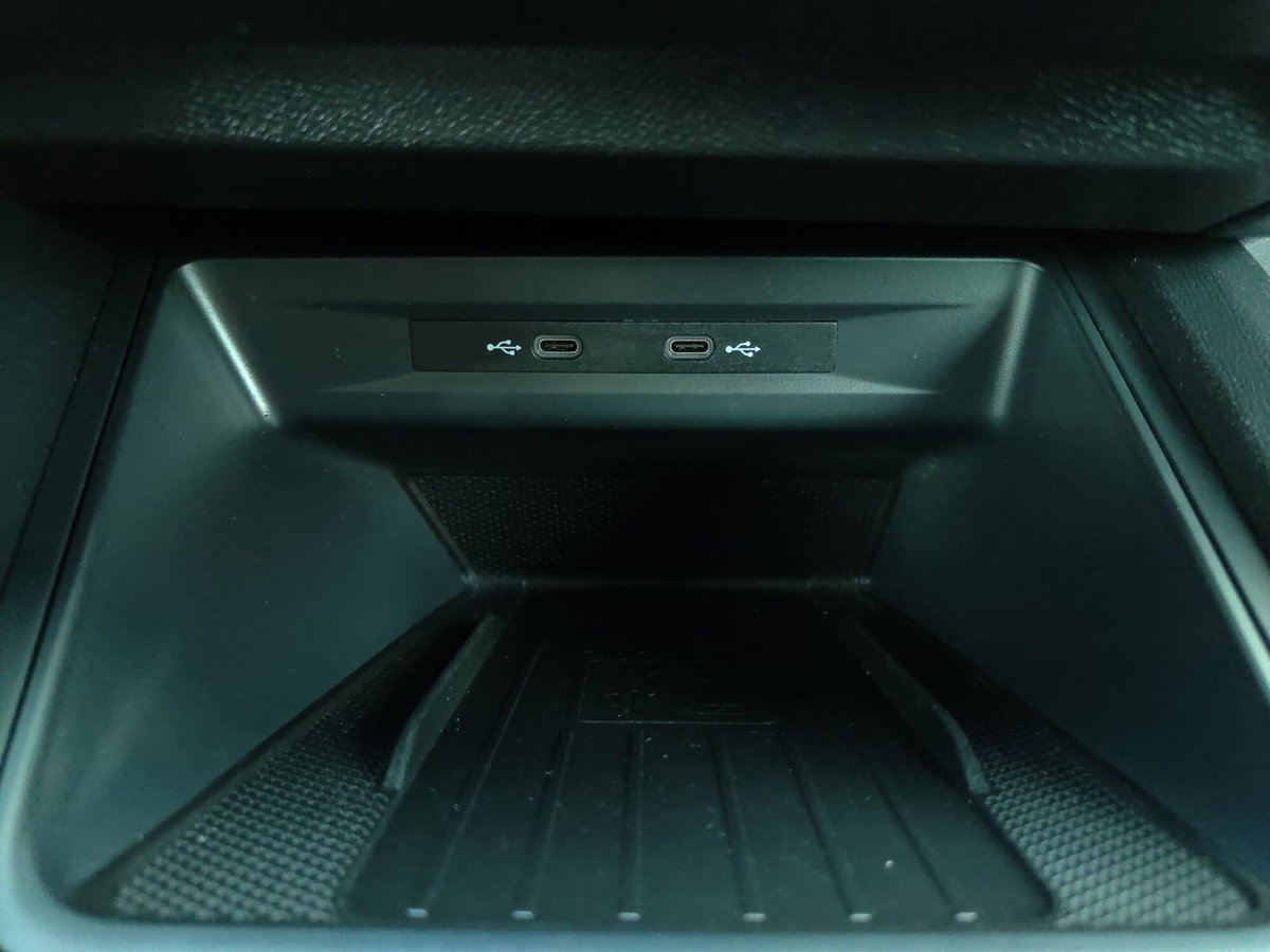 Cupra Formentor Formentor 1.4 e-Hybrid DSG (13)