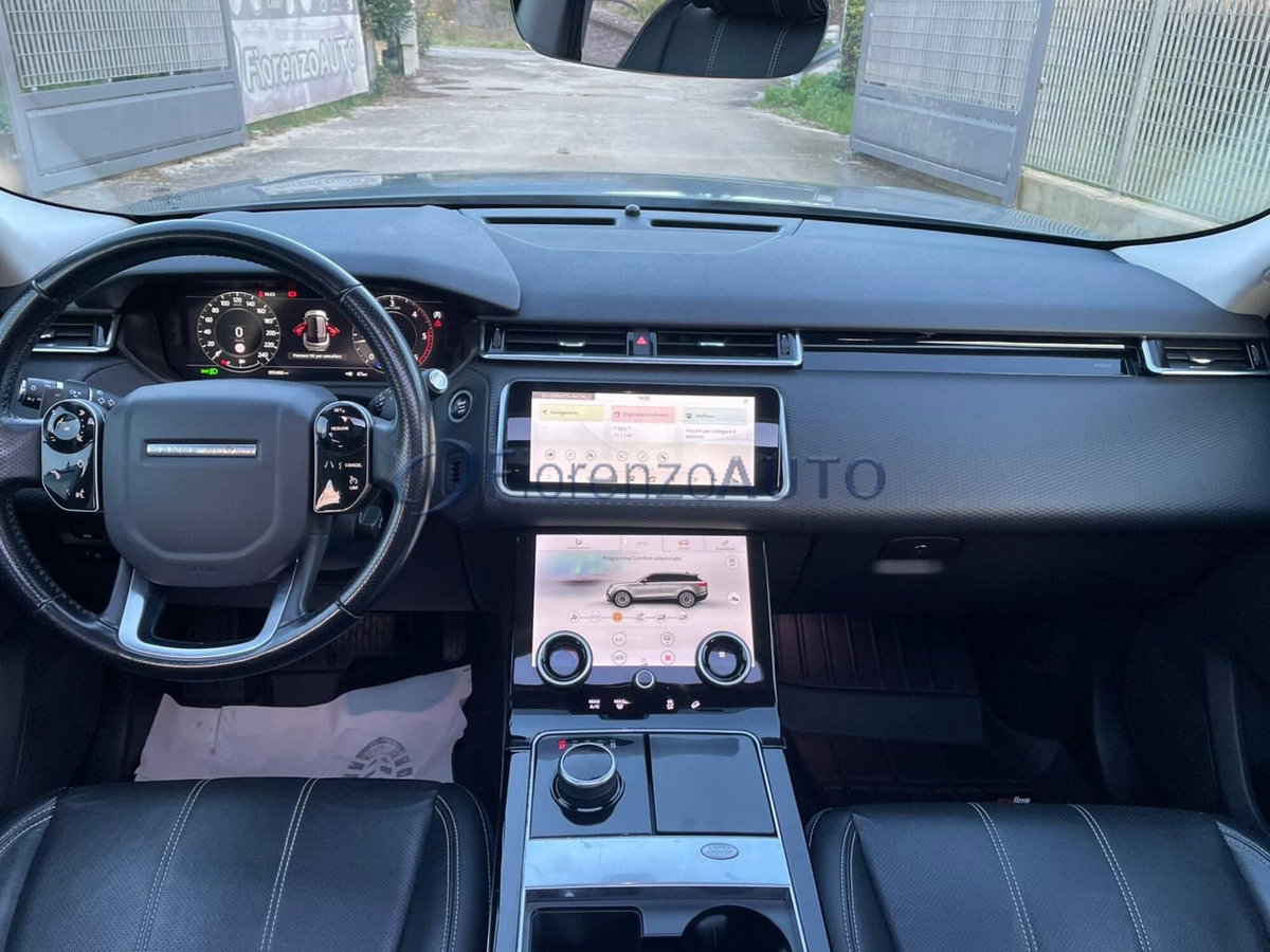 Land Rover Range Rover Velar 2.0D I4 180 CV R-Dynamic HSE (11)