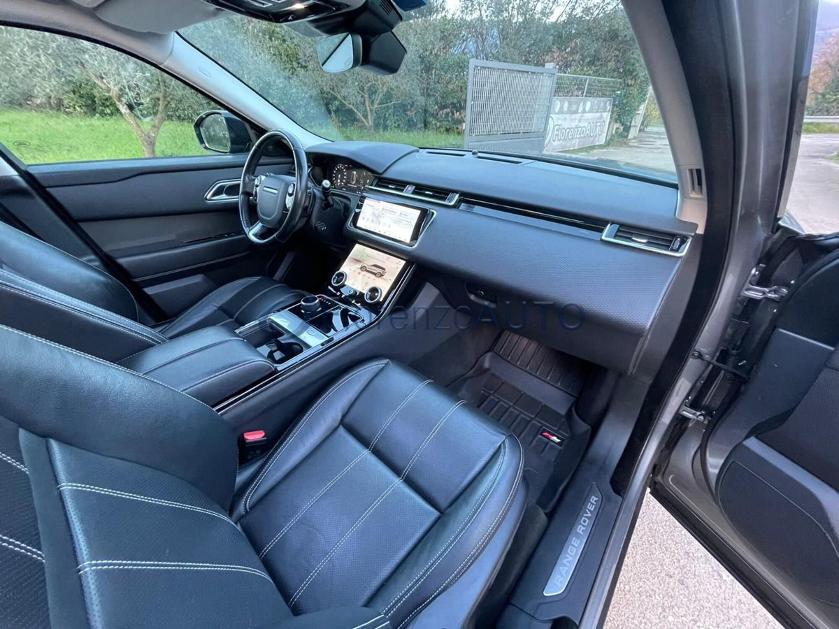 Land Rover Range Rover Velar 2.0D I4 180 CV R-Dynamic HSE (12)