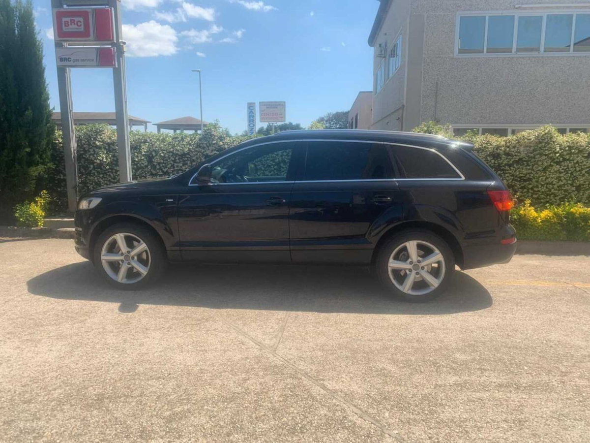 Audi Q7 3.0 V6 TDI 233CV quattro tiptronic Advanced Plus (14)