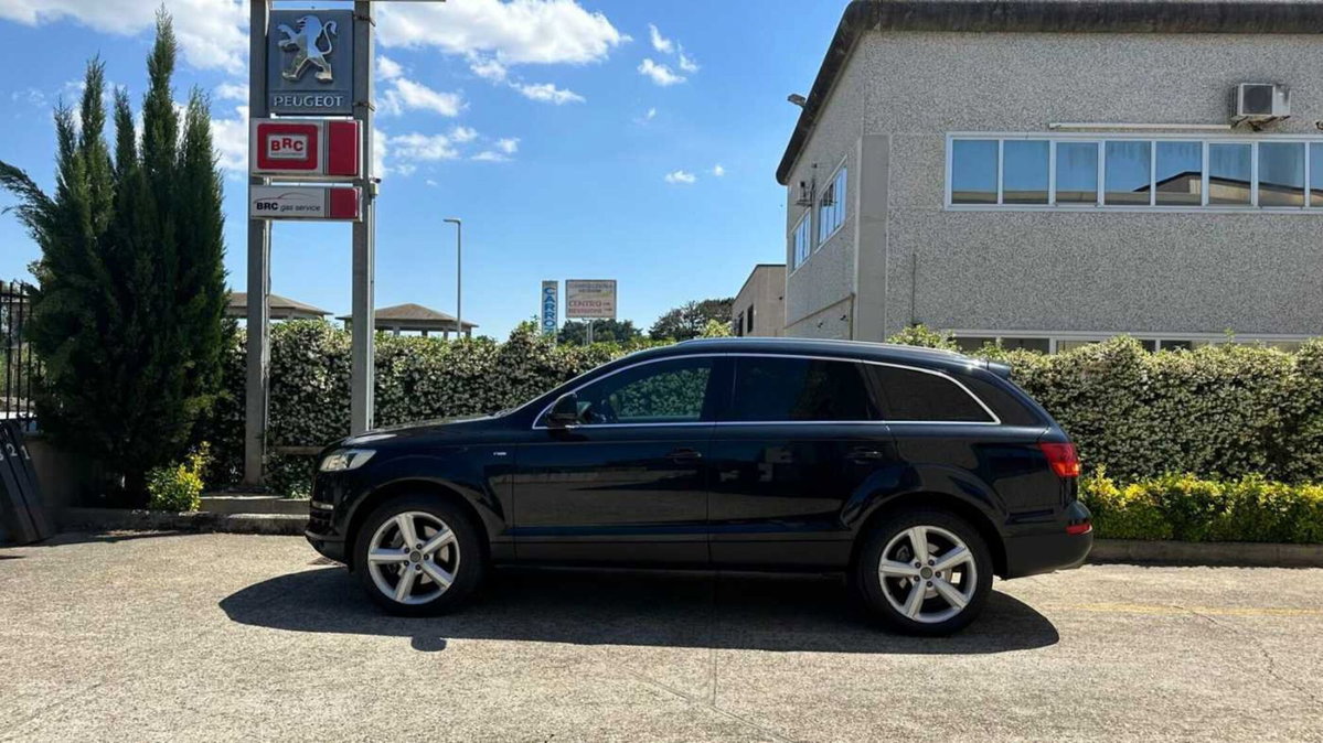 Audi Q7 3.0 V6 TDI 233CV quattro tiptronic Advanced Plus (15)