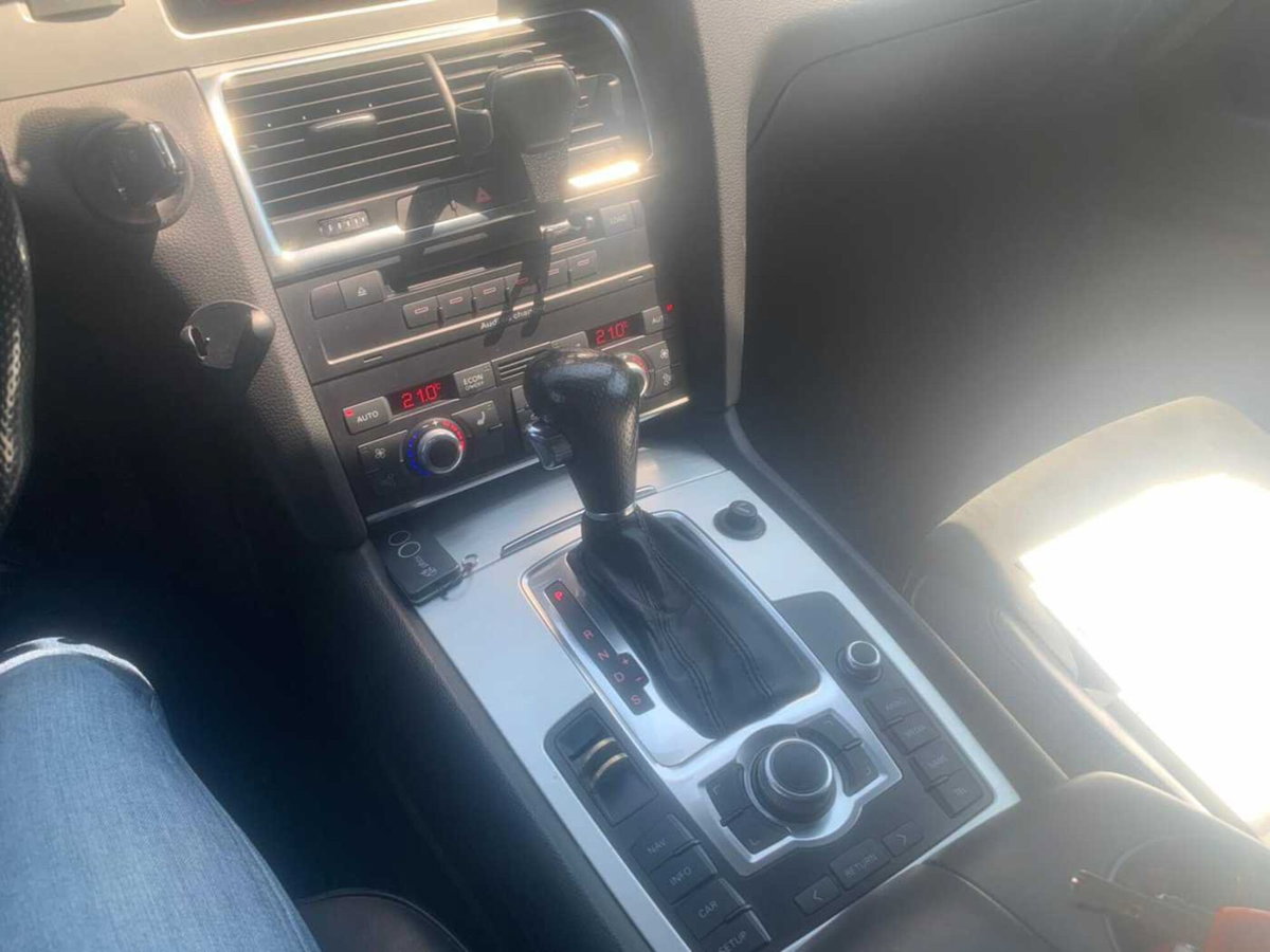 Audi Q7 3.0 V6 TDI 233CV quattro tiptronic Advanced Plus (18)