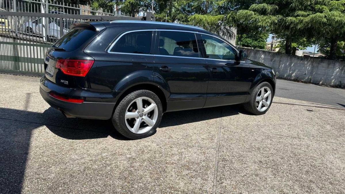 Audi Q7 3.0 V6 TDI 233CV quattro tiptronic Advanced Plus (4)