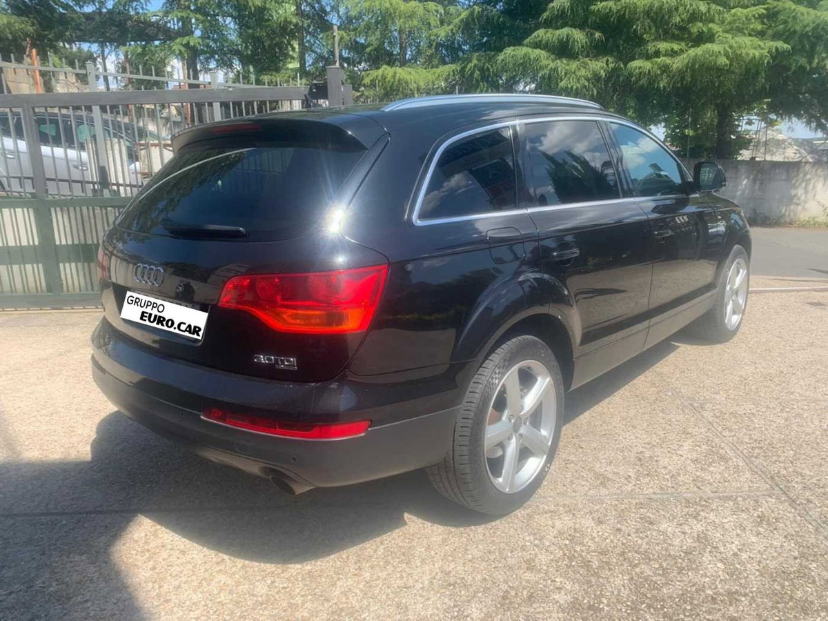 Audi Q7 3.0 V6 TDI 233CV quattro tiptronic Advanced Plus (7)