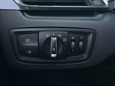 BMW X1 sDrive16d Advantage (16)