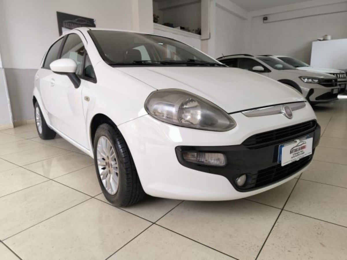 Fiat Punto Evo 1.4 5 porte MyLife EasyPower (2)