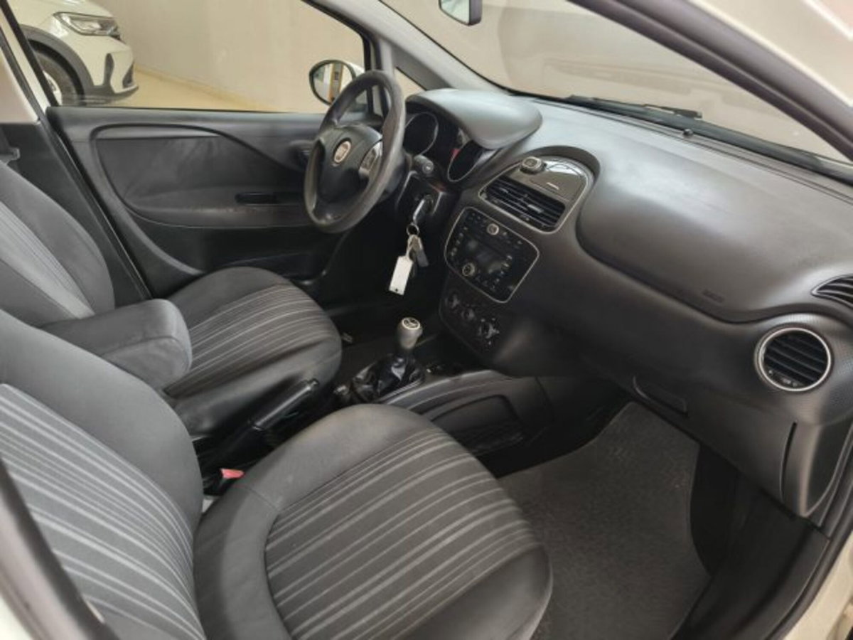 Fiat Punto Evo 1.4 5 porte MyLife EasyPower (6)