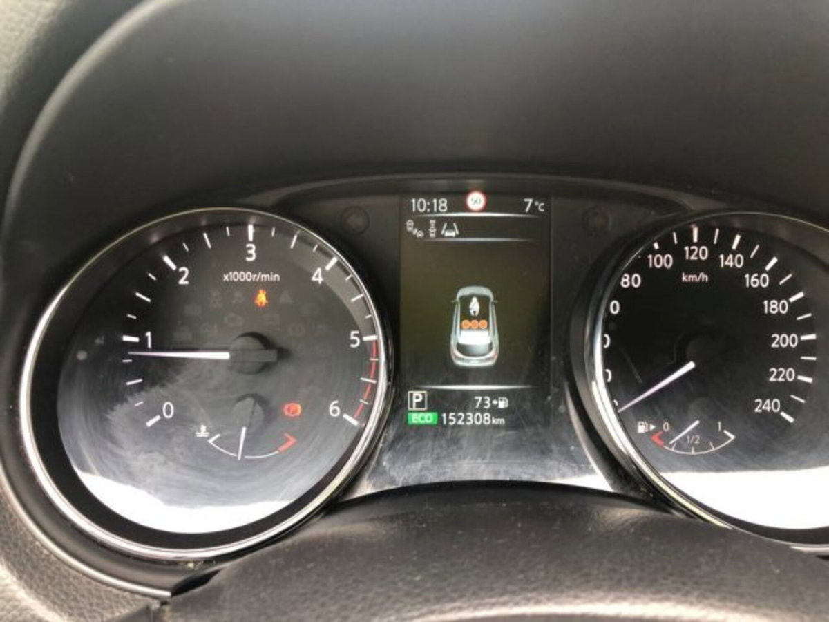 Nissan Qashqai 1.6 dCi 2WD N-Connecta (12)