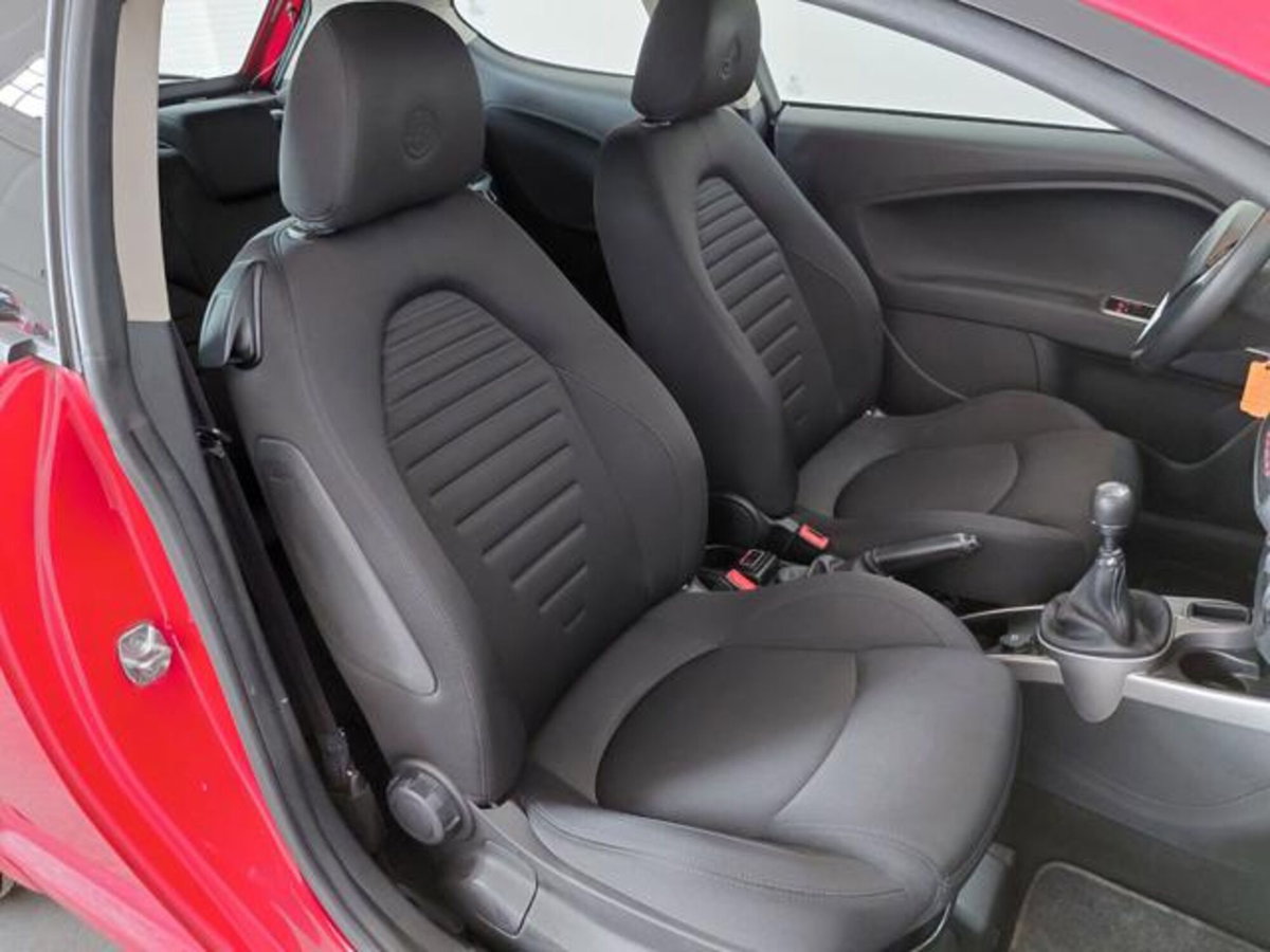 Alfa Romeo MiTo 1.4 78 CV 8V S&S Urban (11)