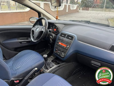 Fiat Grande Punto 1.3 MJT 75 CV 5 porte Dynamic (3)