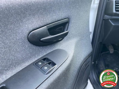 Lancia Ypsilon 1.2 69 CV 5 porte GPL Ecochic Gold (6)