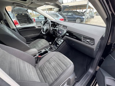Volkswagen Touran 2.0 TDI 150 CV SCR Highline BlueMotion Technology (14)