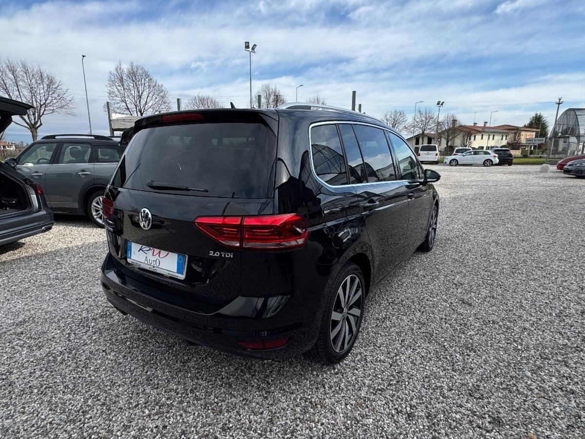 Volkswagen Touran 2.0 TDI 150 CV SCR Highline BlueMotion Technology (5)