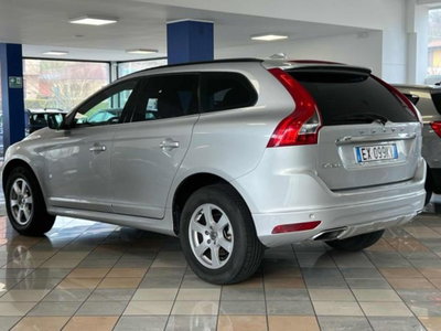 Volvo XC60 D4 Geartronic Business (4)