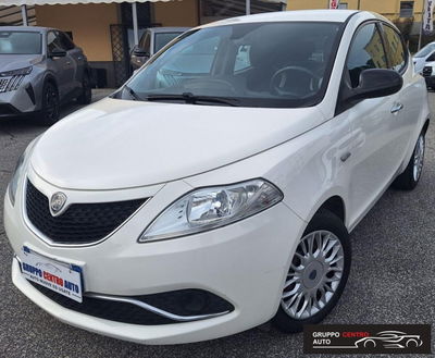 Lancia Ypsilon 1.2 69 CV 5 porte Gold usata
