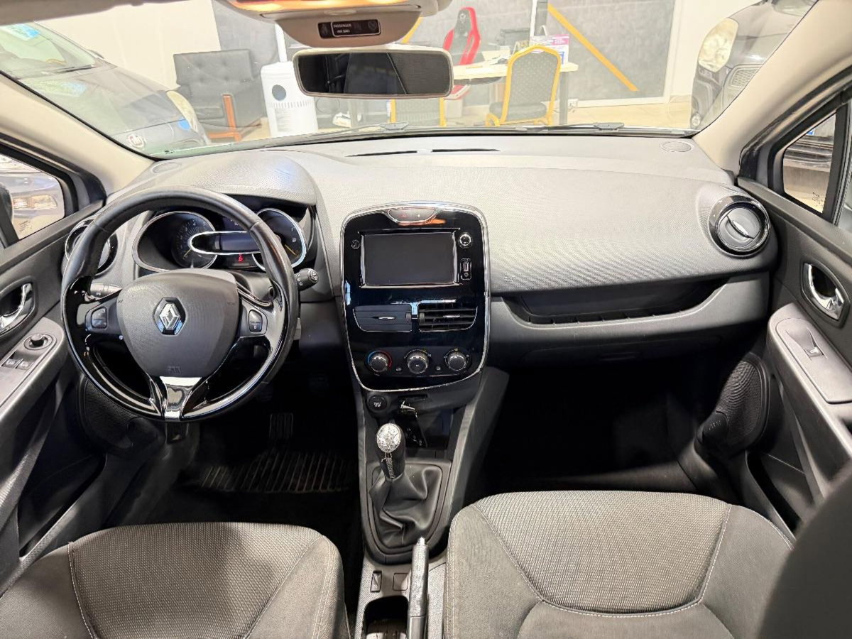 Renault Clio 1.5 dCi 8V 90CV EDC 5 porte Energy (10)