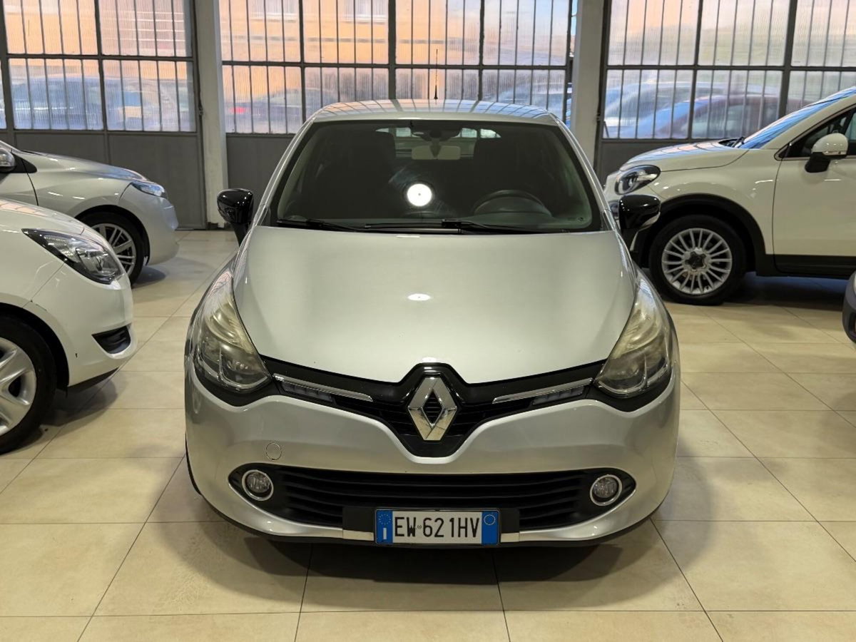 Renault Clio 1.5 dCi 8V 90CV EDC 5 porte Energy (2)